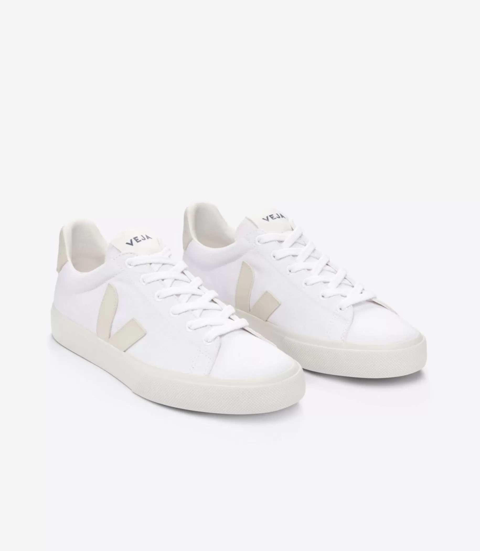 Online VEJA Campo Canvas White Pierre