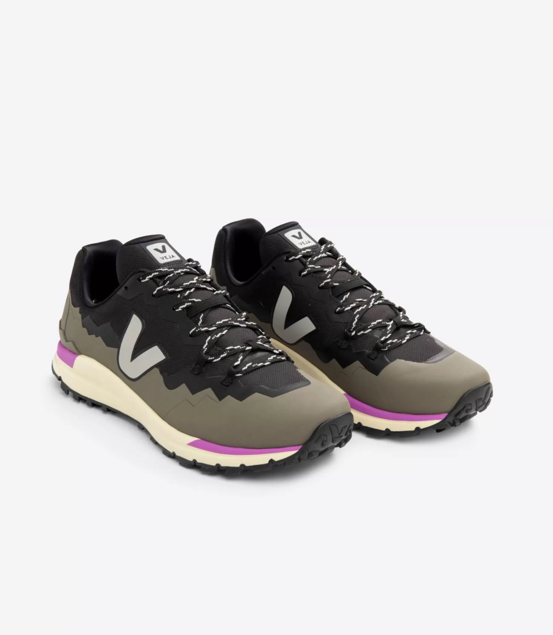 New VEJA Fitz Roy Trek Shell Black Oxford Grey Kaki