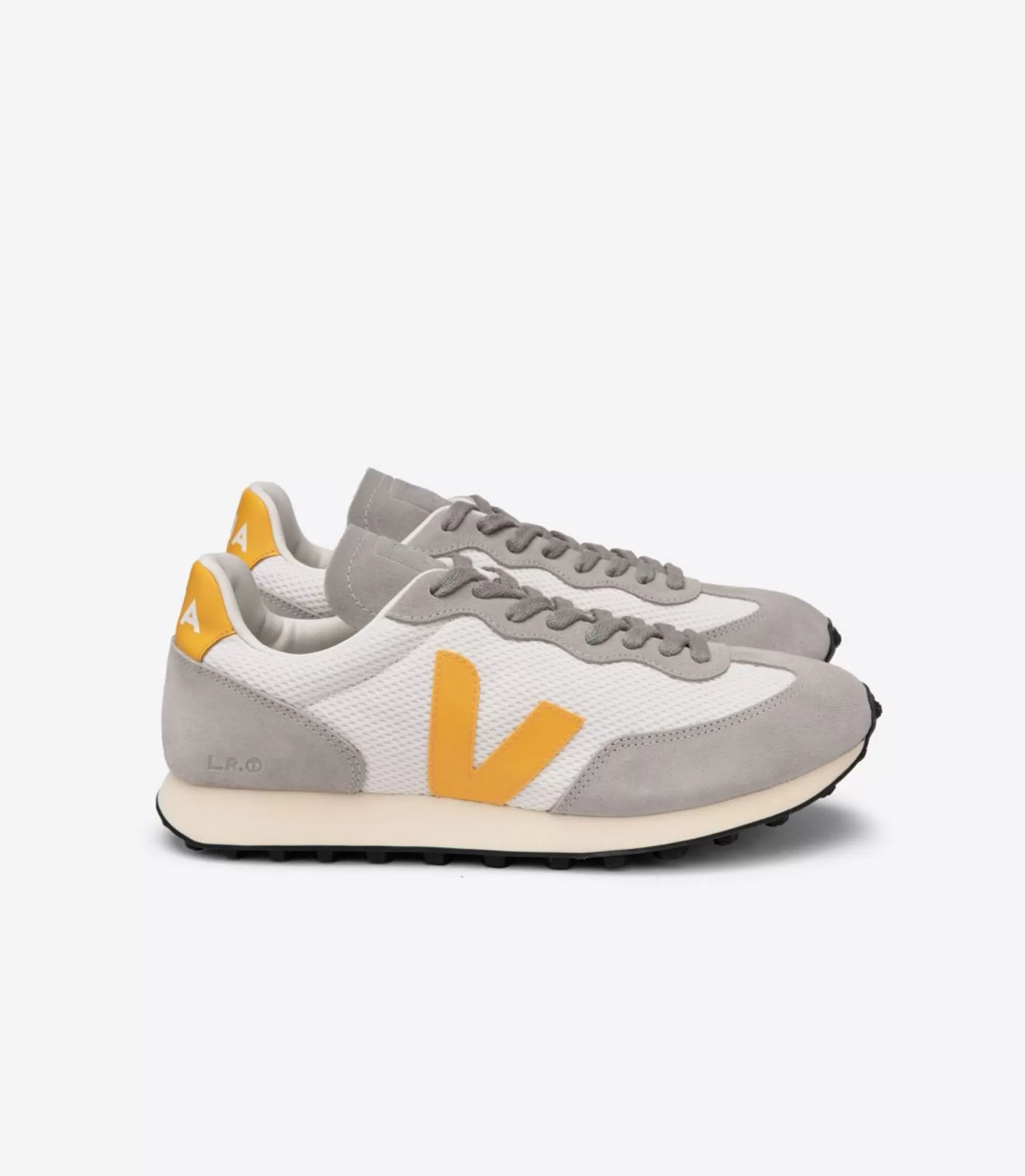 New VEJA Rio Branco Alveomesh Gravel Ouro