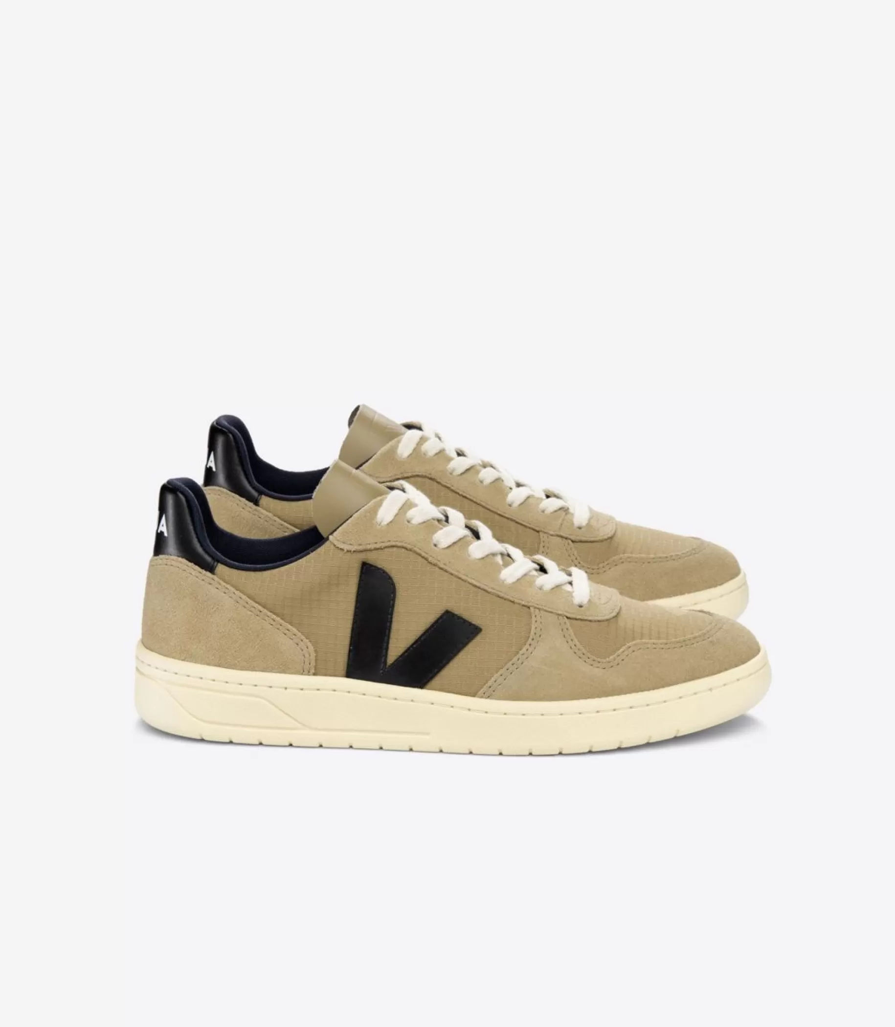 Cheap VEJA V-10 Ripstop Dune Black
