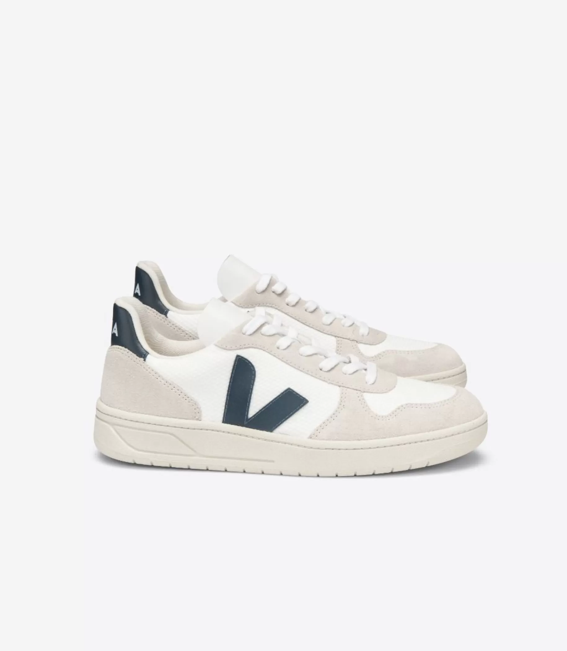 New VEJA Vstore V-10 Bmesh White Nautico